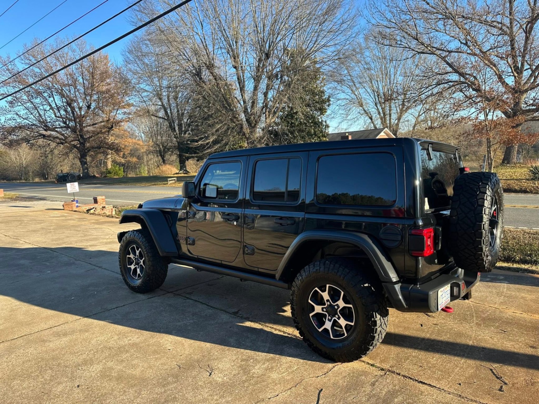 Jeep Wrangler Exterior Wash & Wax